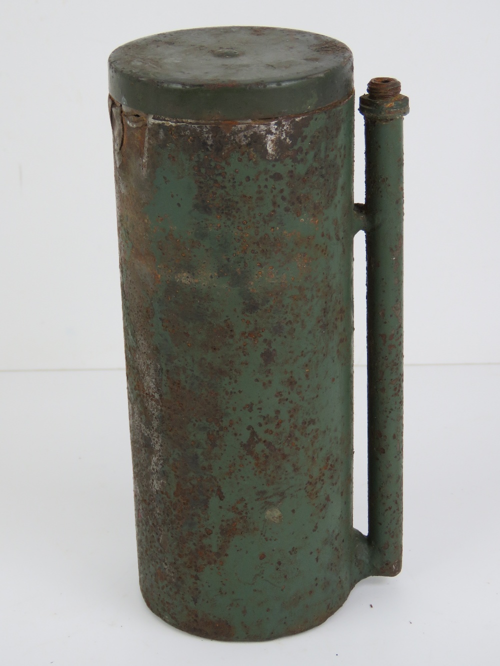 An inert WWII Polish runway flare, painted green, 19cm. - Image 2 of 4