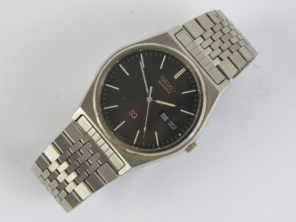 A Seiko Quartz 8023-6040 stainless steel