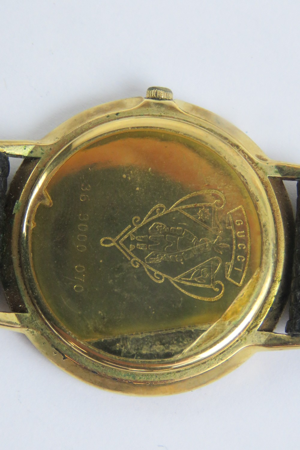 A Gucci wristwatch having yellow metal c - Image 2 of 4