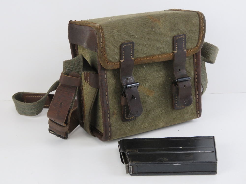 A ZB26-20 magazine carrier, with magazine.