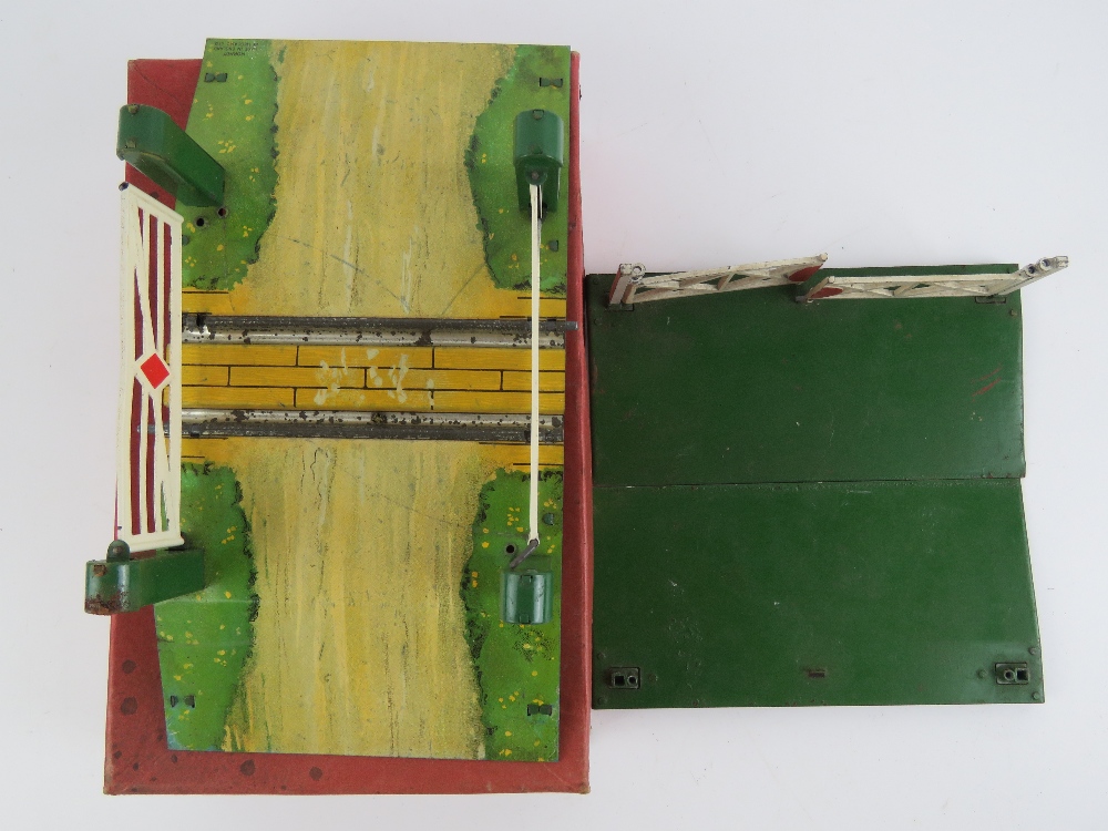 A Hornby 0 gauge number one level crossing with original box, - Image 3 of 3