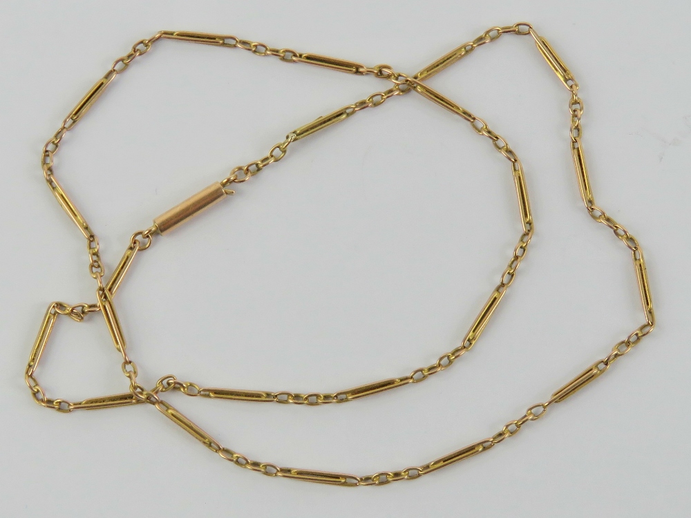 A vintage 15ct gold alternating link necklace, measuring 41.5cm in length and stamped 15ct, 5g.