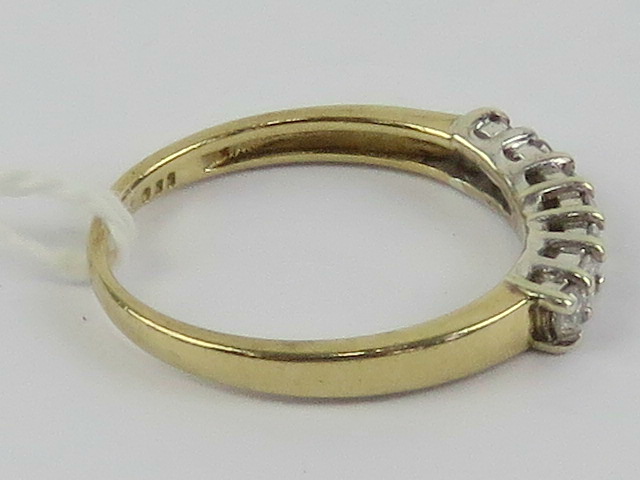 A 9ct gold and diamond half eternity ring, total 0. - Image 2 of 2