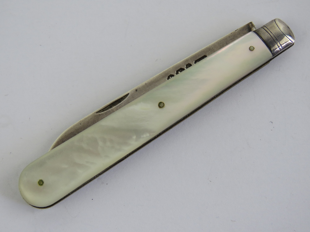 A hallmarked silver fruit knife having mother of pearl handle, hallmarked Sheffield 1895. - Image 3 of 3