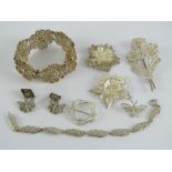 A quantity of Filigree jewellery inc three 925 silver brooches, a pair of cuff links,