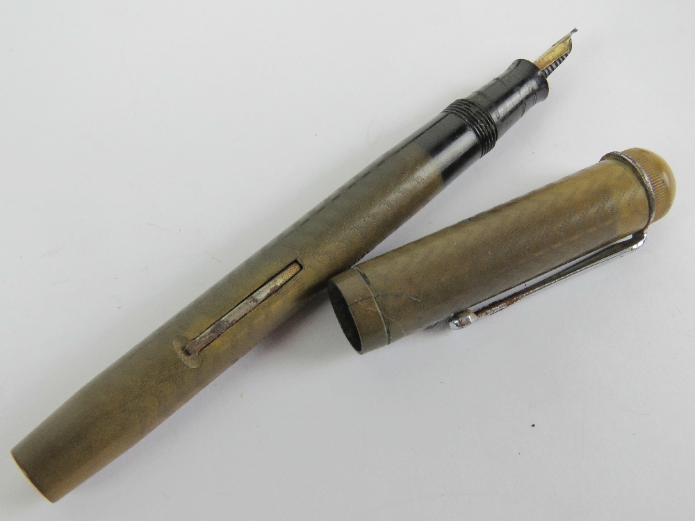 A John Bull No2 vintage 'self-filling' fountain pen having 14ct gold nib. - Bild 5 aus 5