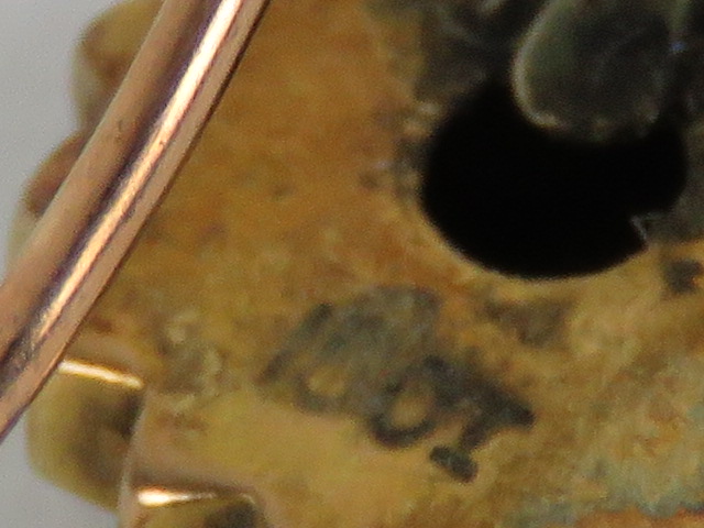 An 18ct gold and diamond two stone ring (one stone deficient), diamond approx 0.2ct, 2. - Image 3 of 3