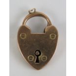 A vintage rose metal heart padlock clasp, no hallmarks, 2.9g.