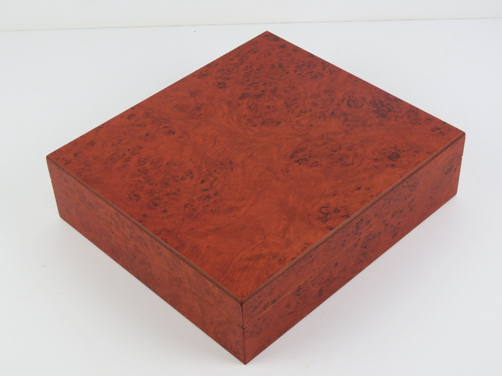 A humidor having hygrometer and internal divider, measuring 24 x 22 x 7cm. - Image 3 of 3