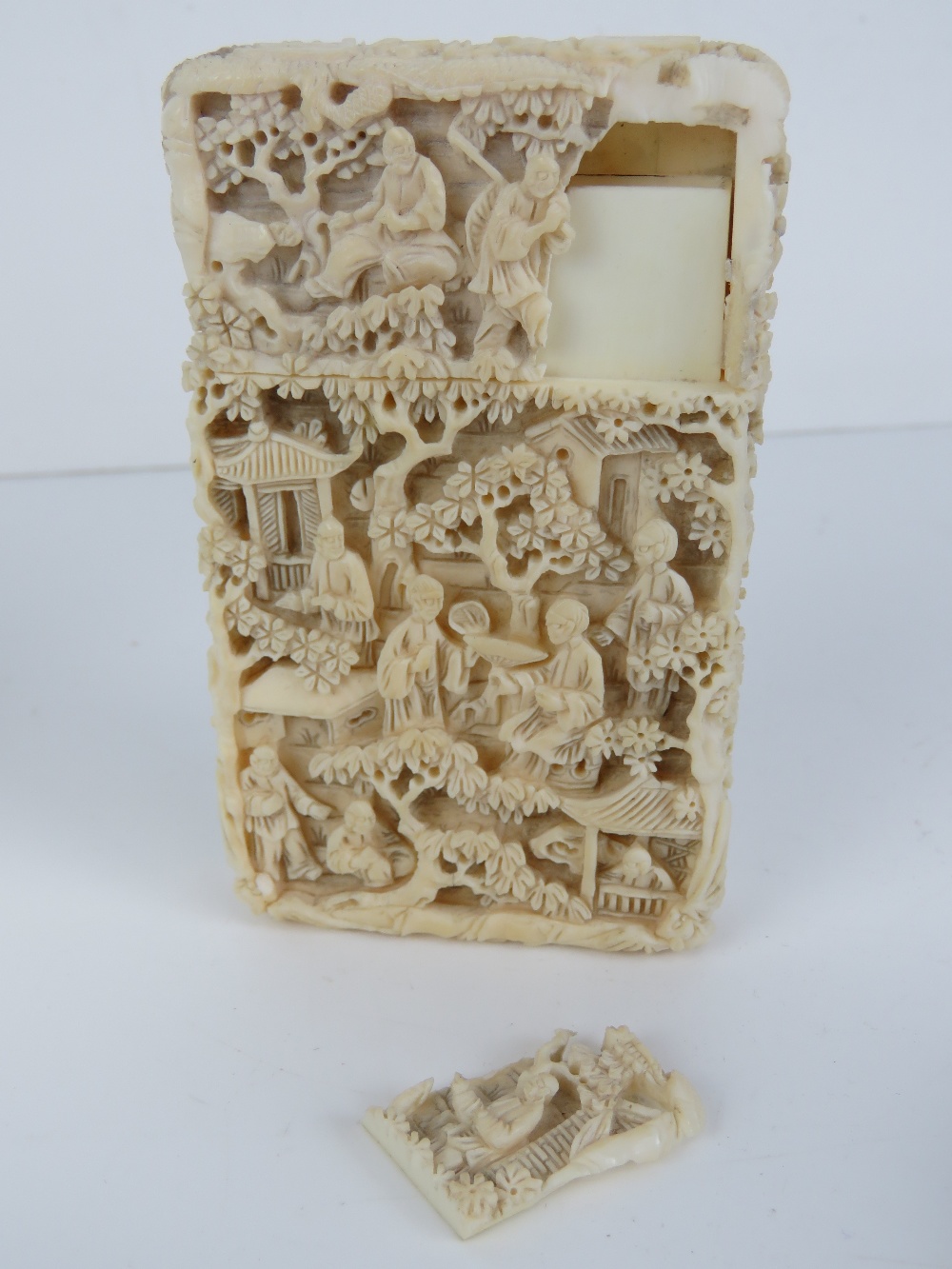 A 19th century carved ivory cylindrical brush pot, 9 x 5cm. - Image 6 of 11