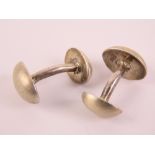 A pair of 925 silver cufflinks of pain fixed bar form.