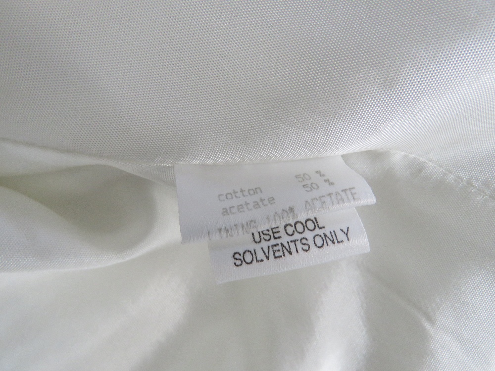 Frank Usher; 50% cotton ladies white jacket, UK size 14. - Image 7 of 7