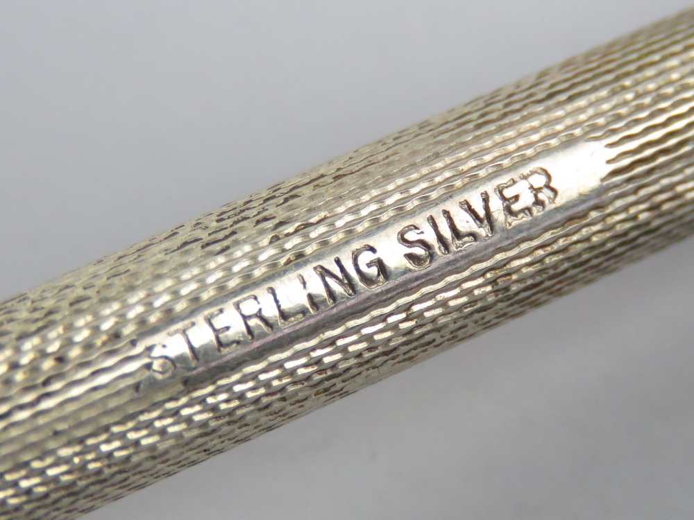 A Sterling silver chatelaine pen, having push top and being unengraved, - Image 3 of 3