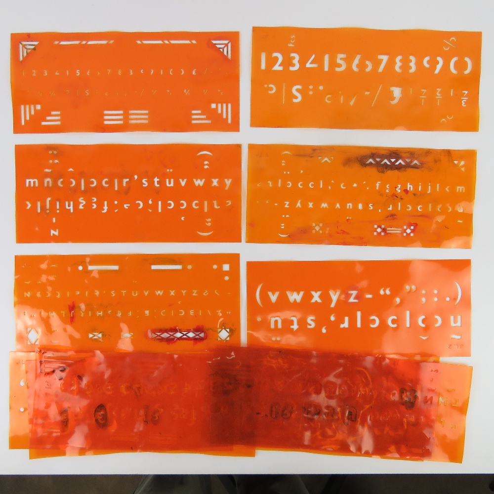 The Econasign Civic stencil set containing stencils, brushes, ink etc, - Image 3 of 4