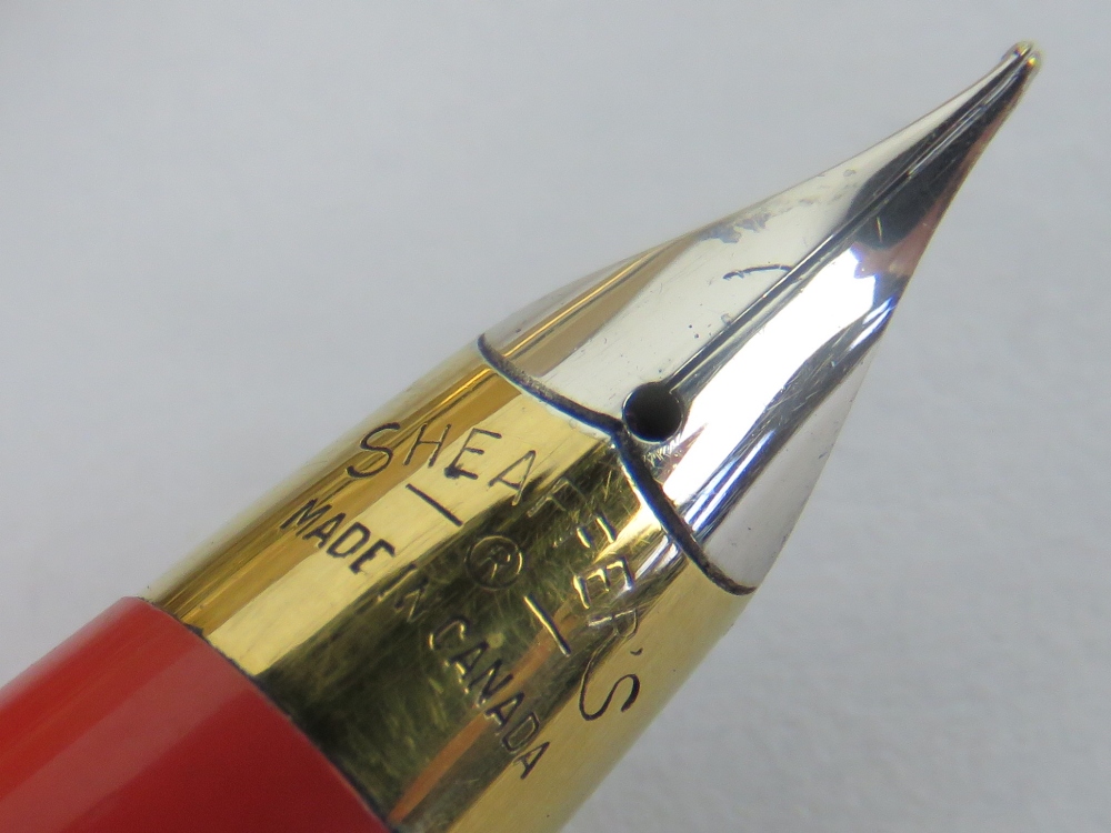 A Sheaffer's 'new snorkel pen set' in box being fountain pen and propelling pencil, slightly a/f. - Image 3 of 4