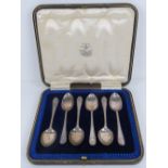 A set of six HM silver teaspoons in original fitted case, hallmarked Sheffield 1914,
