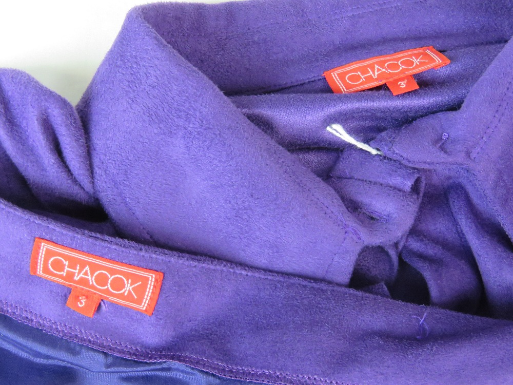 Purple velvet ladies jacket and skirt made by Chacok size 3, dry clean only label within. - Image 3 of 4