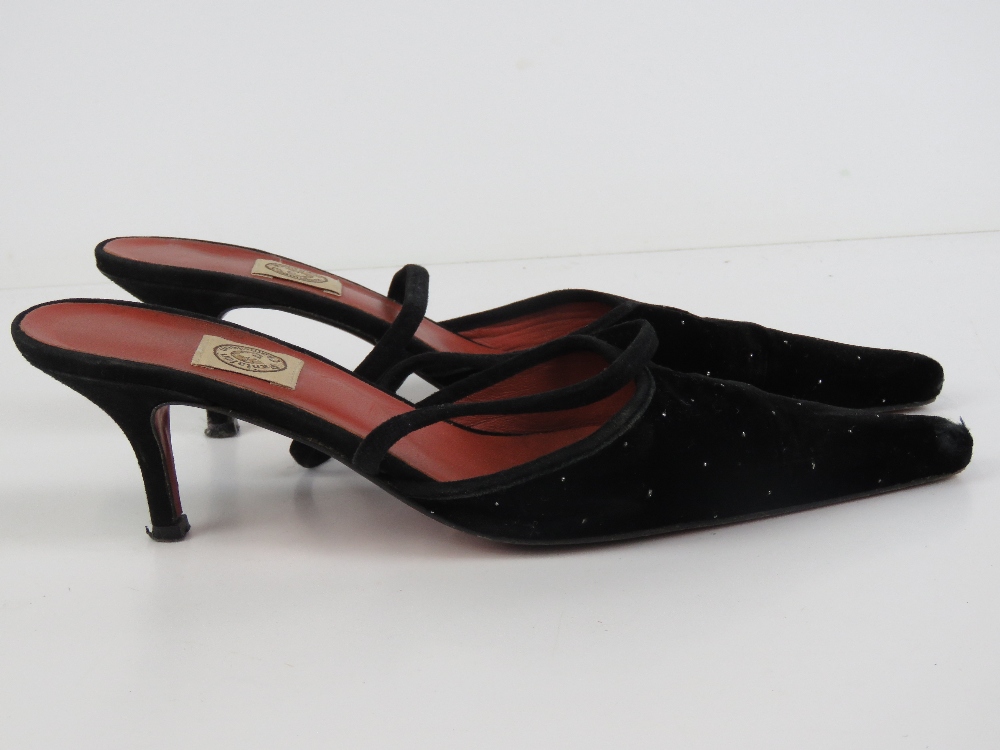 Pantalon Chameleon; a pair of ladies kitten heel slingback black velvet shoes having leather soles, - Image 3 of 5