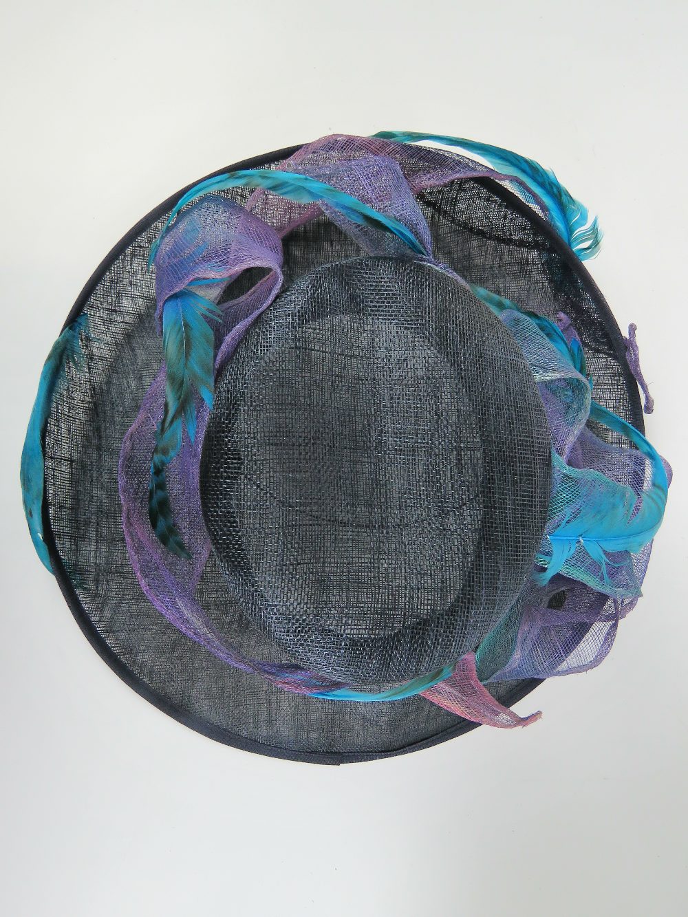 Ladies hat by Helene De Reboul in purples and blues, in box. - Image 5 of 6