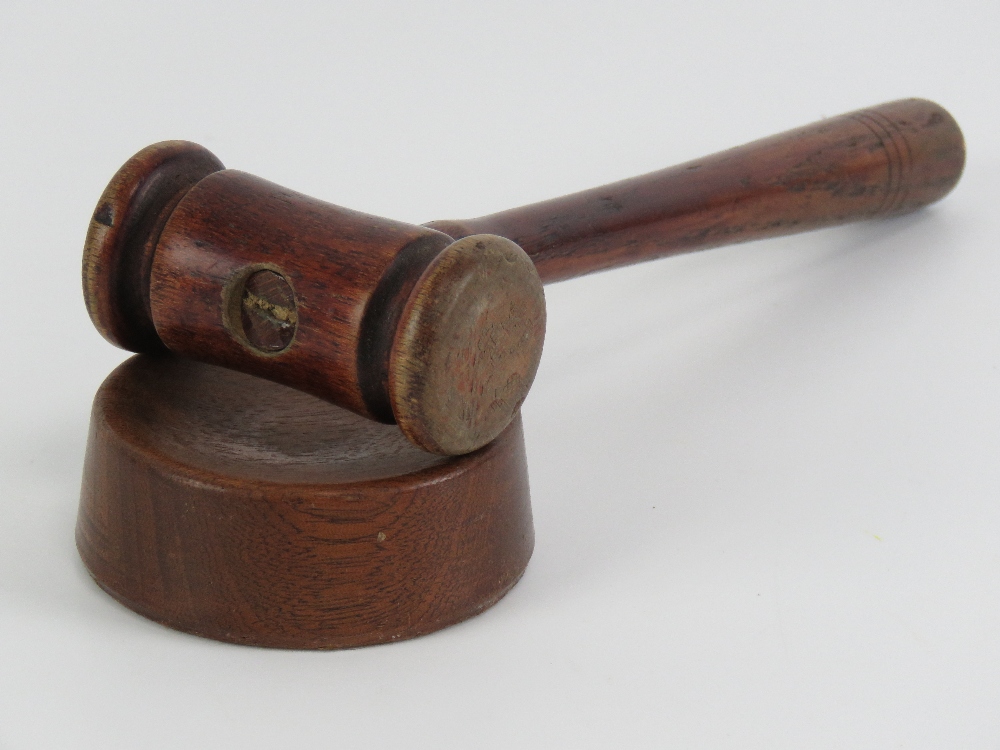 The Royal Antediluvian Order of Buffaloes (RAOB); ceremonial gavel and block. - Image 2 of 2