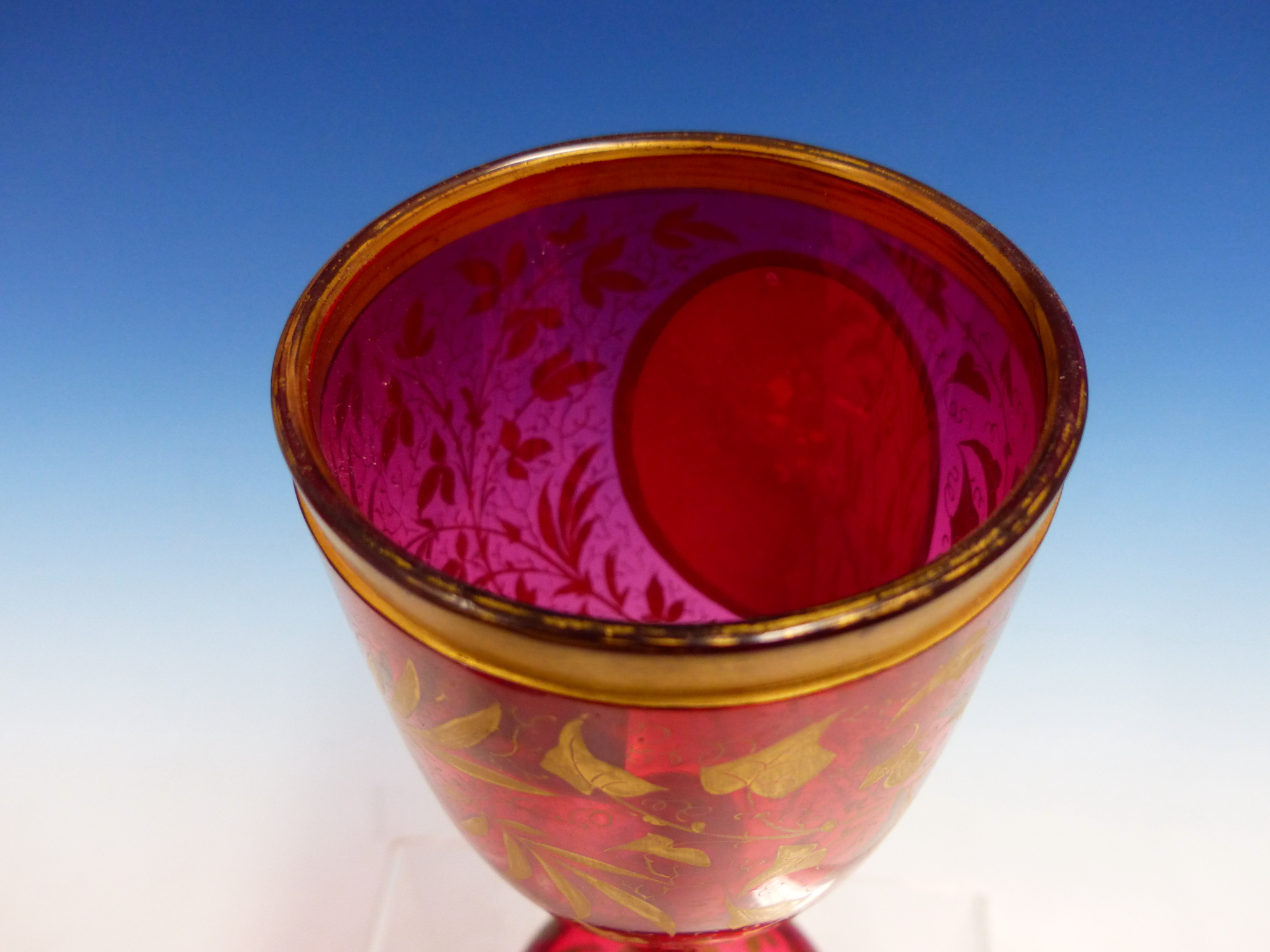 A BOHEMIAN GILT RUBY GLASS GOBLET ON A CHINESE WOOD STAND. - Image 15 of 17