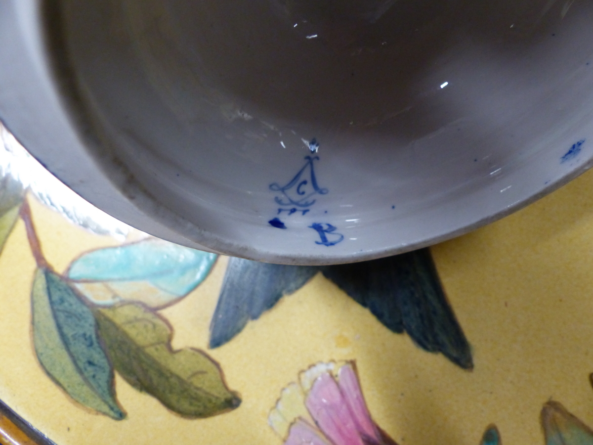 A SEVRES STYLE JEWELLED BLUE GROUND BALUSTER VASE AND COVER PAINTED WITH A ROUNDEL OF A GENTLEMAN - Image 24 of 24