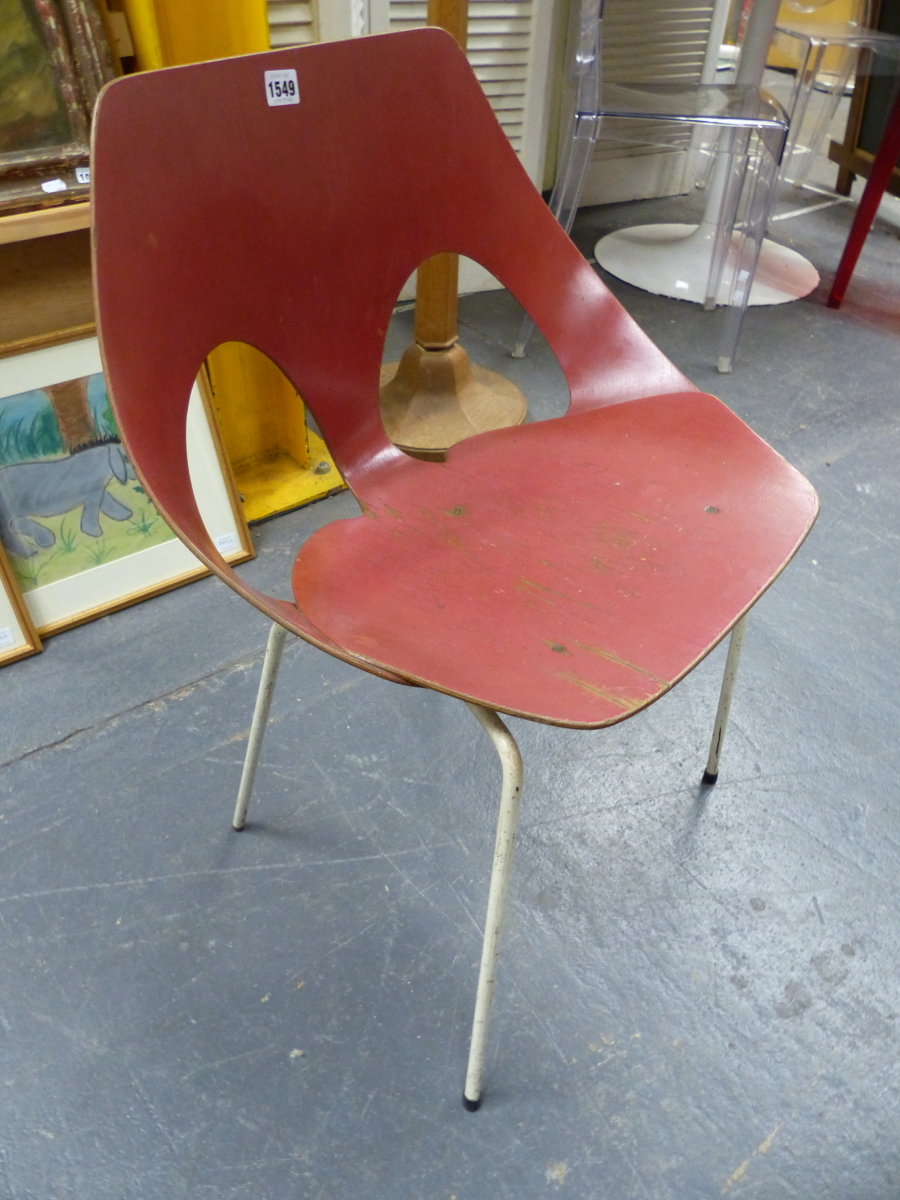 A PAIR OF MID CENTURY KANDYA BENTWOOD SEATED SIDE CHAIRS. (2)