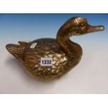 A MARIO MANETTI GILT METAL DUCK SHAPED ICE BUCKET WITH CERAMIC LINER. W 28.5cms.