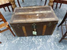 AN ANTIQUE WOOD SLAT CABIN TRUNK. 69 x 43 x 43cms.