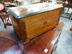 A VICTORIAN ROSEWOOD AND INLAID MUSIC BOX CABINET WITH VACANT INTERIOR. 55 x 30 x H.28cms.