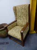 AN INTERESTING PAIR OF ANTIQUE OAK ARTS AND CRAFTS ARMCHAIRS WITH CHEQUER INLAID DECORATION TO THE