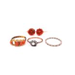 A 9ct GOLD CORAL RING DATED 1903, A PAIR OF CORAL EARRINGS, A DIAMOND FULL ETERNITY RING AND A