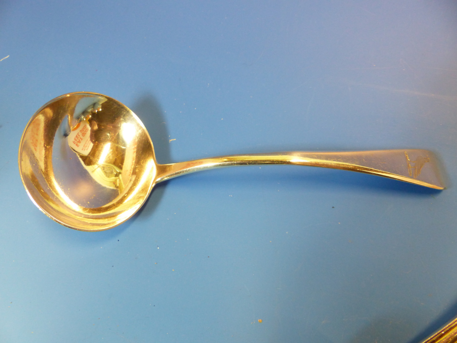 A PAIR OF 19th C. QUEENS PATTERN HALLMARKED SILVER SAUCE LADLES DATED 1851 GLASGOW FOR JOHN - Image 3 of 28