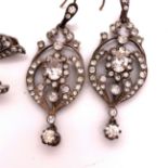 A PAIR OF ANTIQUE 9ct WHITE GOLD ARTICULATED PASTE DROP EARRINGS, APPROX 5cm DROP, GROSS WEIGHT 8.