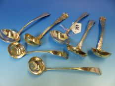 A PAIR OF 19th C. QUEENS PATTERN HALLMARKED SILVER SAUCE LADLES DATED 1851 GLASGOW FOR JOHN