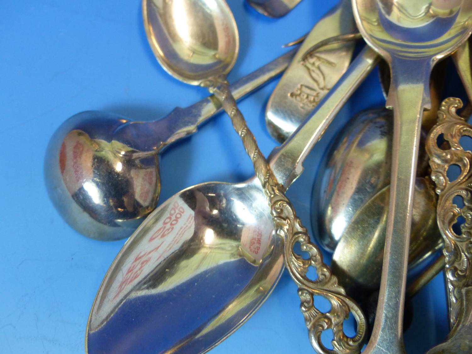 A COLLECTION OF VARIOUS 19th C. AND LATER HALLMARKED SILVER AND PLATED SMALL SPOONS, BUTTER - Image 10 of 10