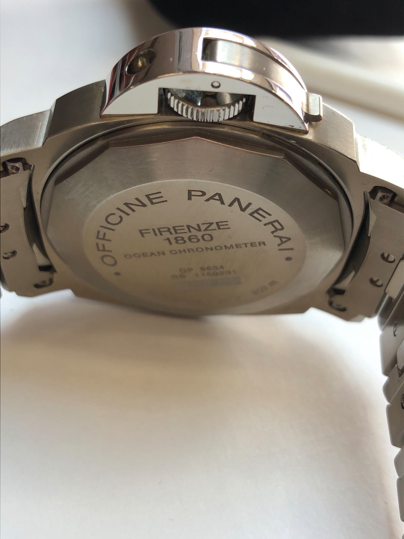 A PANERAI LUMINOR GMT AUTOMATIC WRIST WATCH. BLACK DIAL, TITANIUM CASE AND STAINLESS STEEL BI- - Image 16 of 19