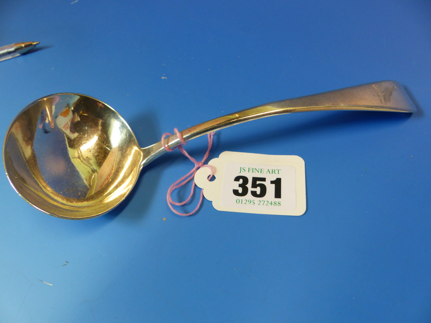 A PAIR OF 19th C. QUEENS PATTERN HALLMARKED SILVER SAUCE LADLES DATED 1851 GLASGOW FOR JOHN - Image 17 of 28