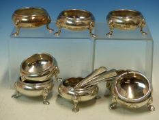 A SET OF EIGHT SILVER HALLMARKED SALTS AND ASSOCIATED SPOONS, VARIOUSLY DATED TO INCLUDE 1827 ETC,