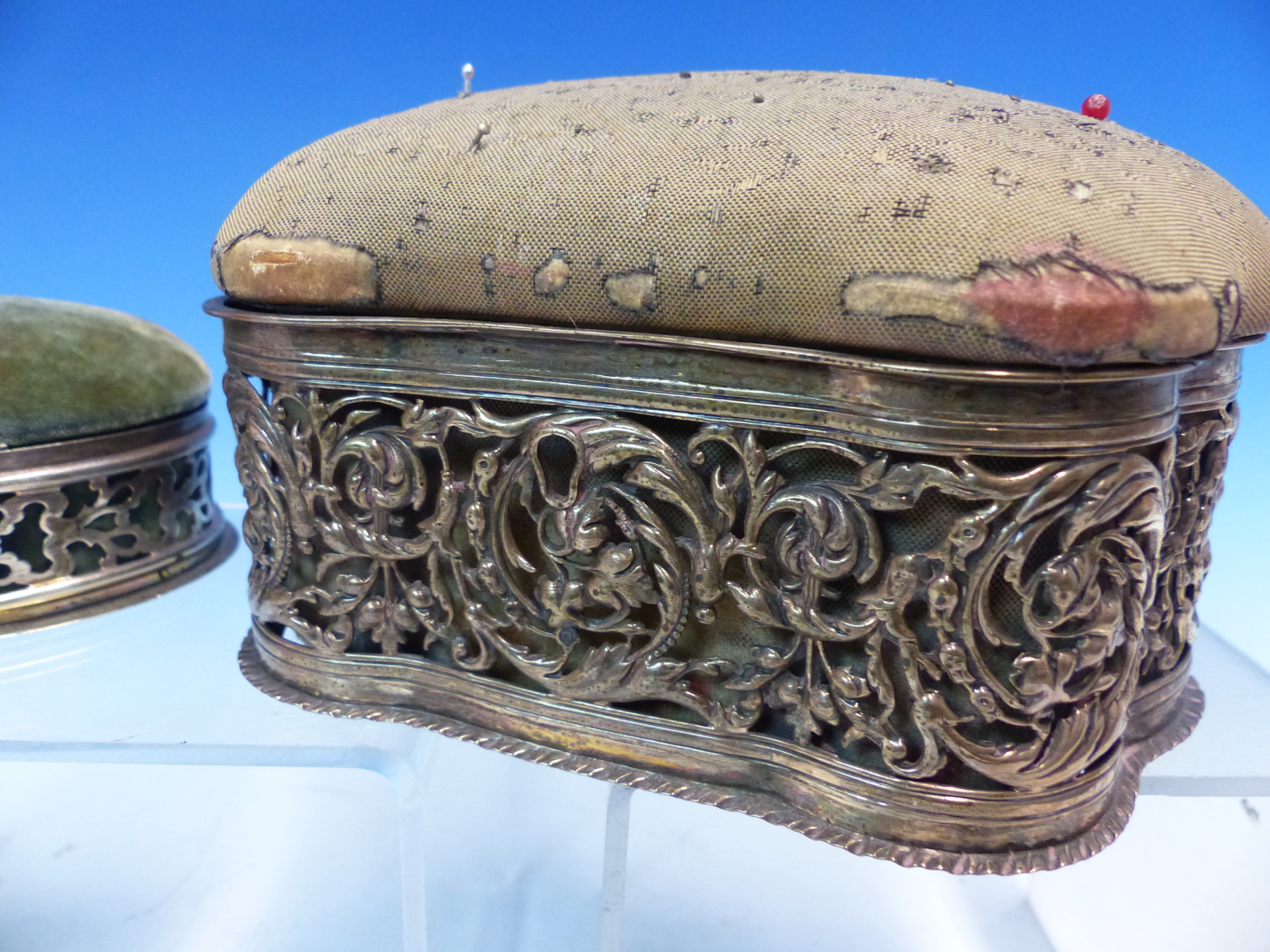 A VELVET PIN CUSHION WITH PIERCED SILVER BORDER HALLMARKED BIRMINGHAM DATED 1901,TOGETHER WITH A - Image 2 of 26