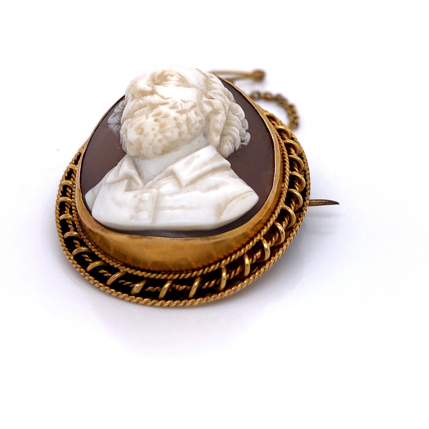 A PORTRAIT CAMEO, POSSIBLY WILLIAM SHAKESPEARE WITH A GLAZED BACK, MOUNTED IN A YELLOW METAL ROPE - Image 11 of 13