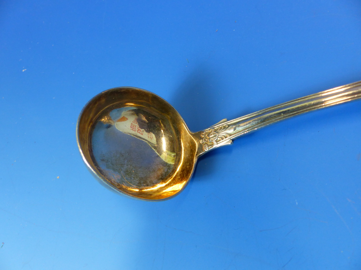 A PAIR OF 19th C. QUEENS PATTERN HALLMARKED SILVER SAUCE LADLES DATED 1851 GLASGOW FOR JOHN - Image 26 of 28