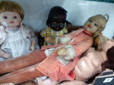 A QTY OF VINTAGE DOLLS, ETC.