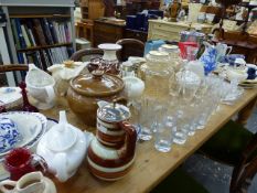 A LARGE QTY OF CHINA AND GLASSWARES, ETC.