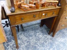 AN EDWARDIAN TWO DRAWER SIDE TABLE.