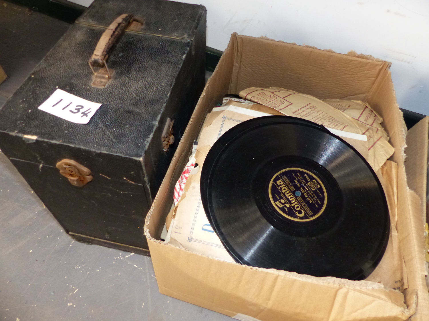 A QUANTITY OF 78 RPM RECORDS. - Image 5 of 5