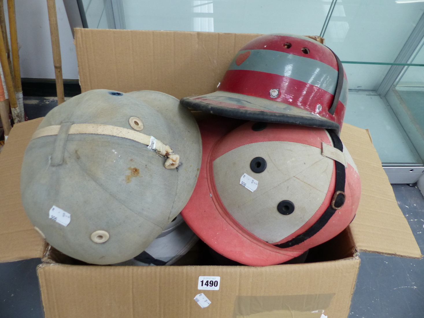 A LARGE COLLECTION OF POLO MALLETS AND HELMETS, TOGETHER WITH TWO SHOOTING STICKS, ETC (QTY). - Image 3 of 3