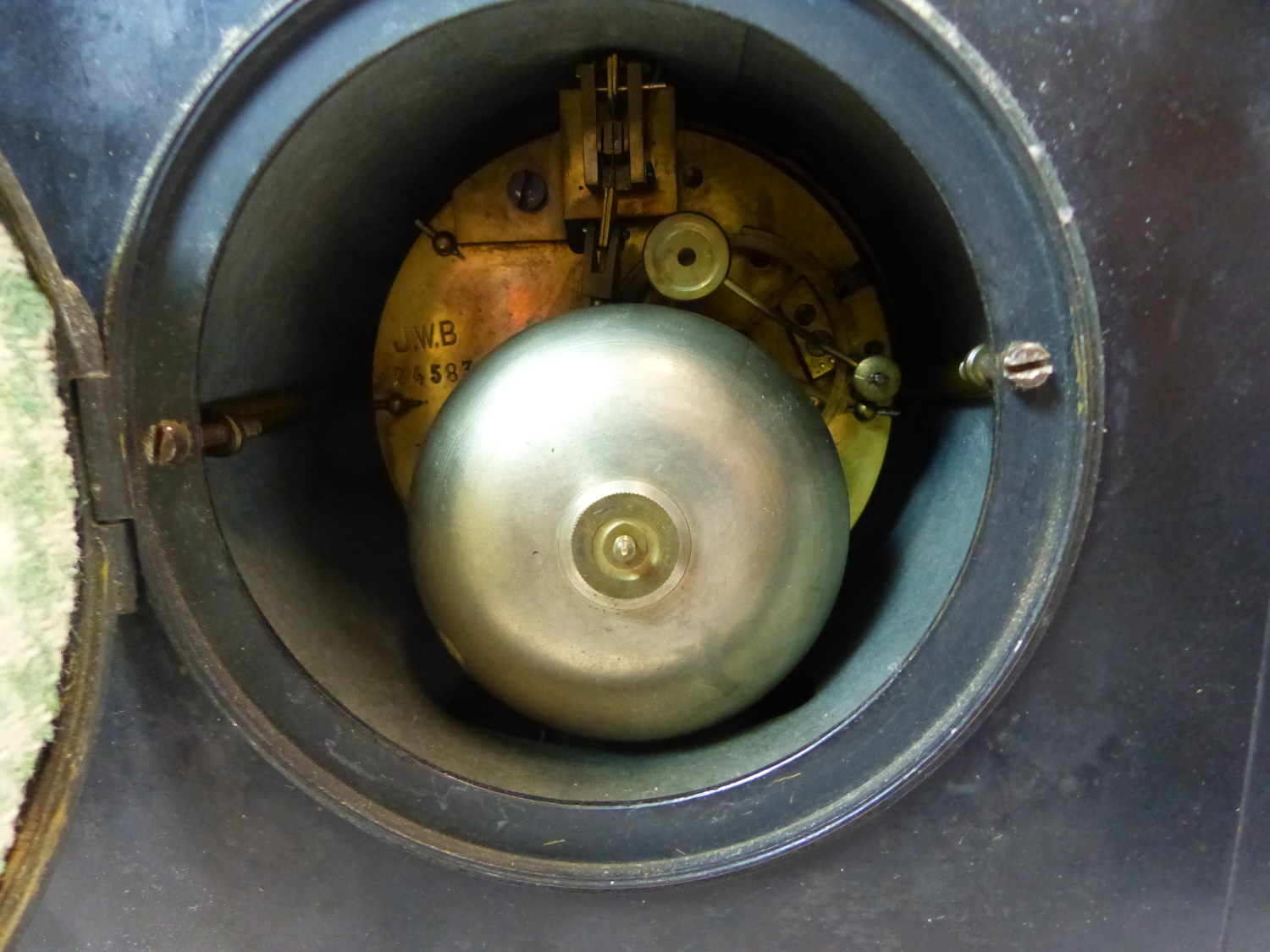 A BLACK SLATE CLOCK RETAILED BY J W BENSON NAMED ON THE DIAL BETWEEN TWO RED STONE COLUMNS AND ON - Image 7 of 7