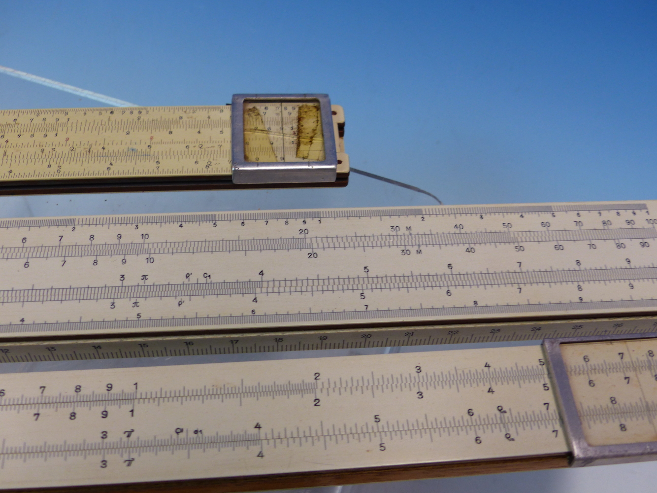 A FABER CASTELL SLIDE RULE TOGETHER WITH TWO OTHERS AND A CASED B J HALL SET OF GEOMETRY DIVIDER - Image 4 of 6