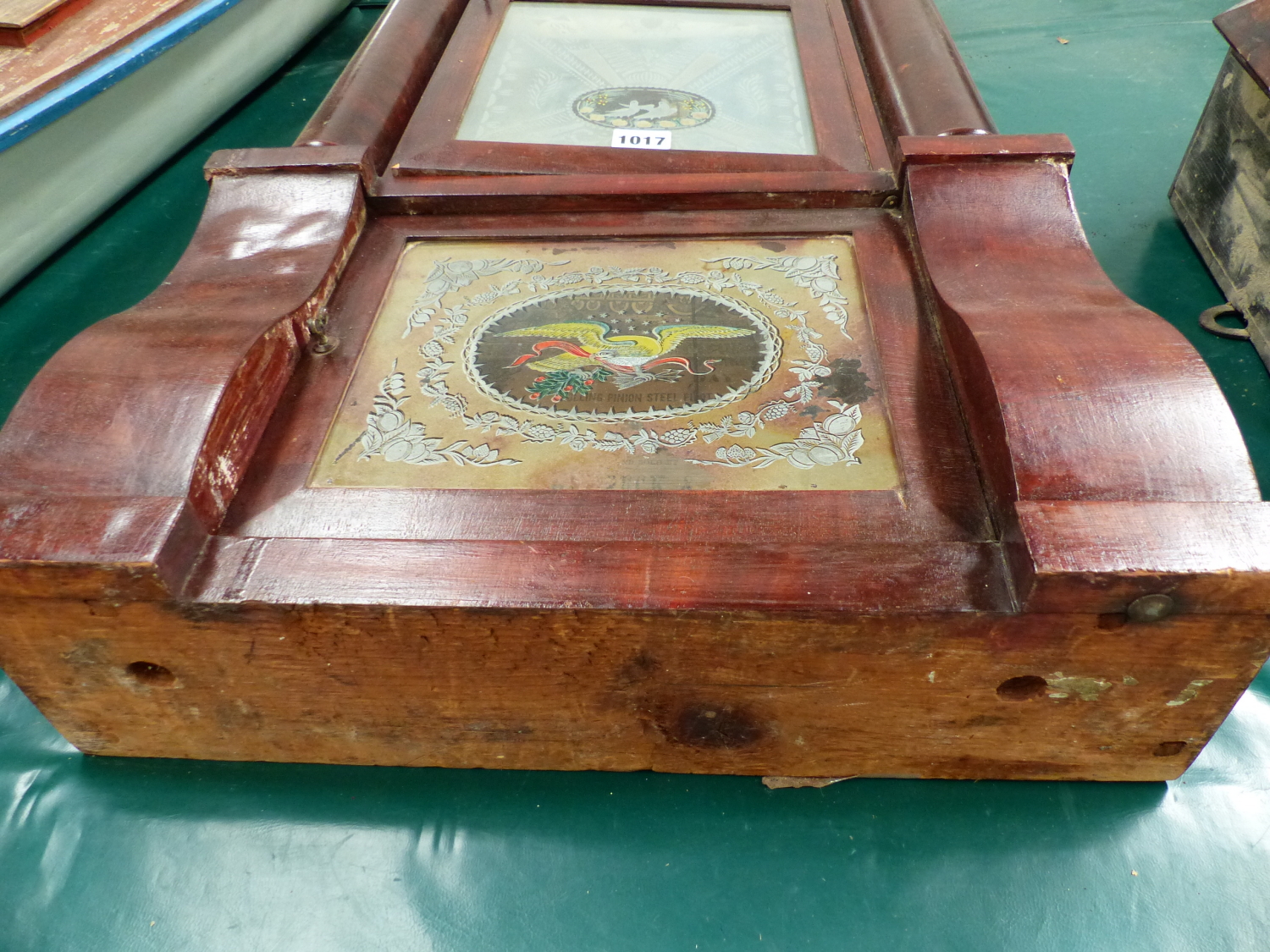 A GLAZED MAHOGANY WALL CLOCK BY BIRGE, BECK & Co. BRISTOL, CONN. THE PENDULUM MOVEMENT STRIKING ON A - Image 8 of 10